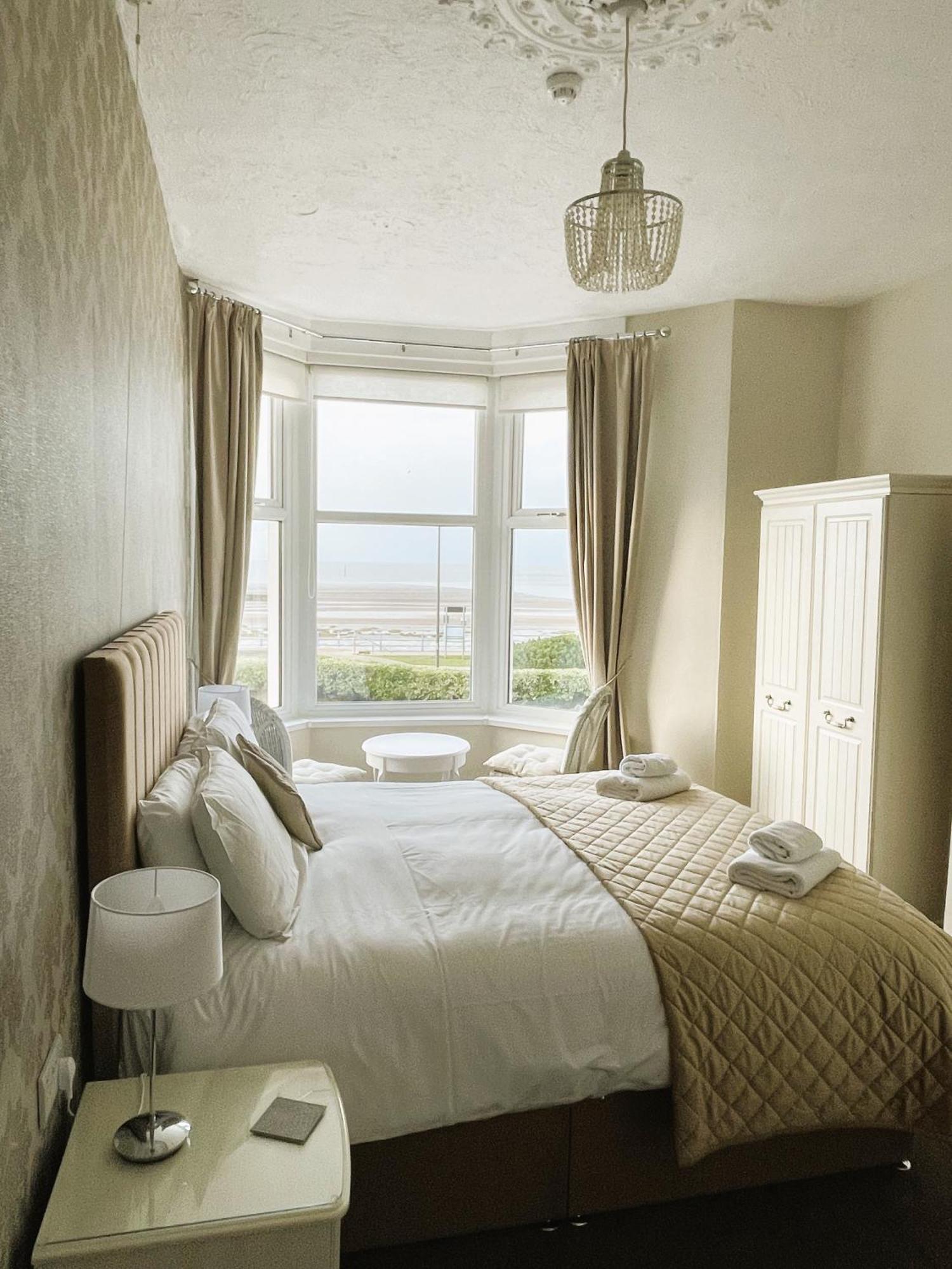 The Berkeley Morecambe Luaran gambar